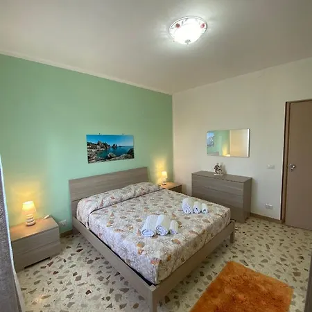 L'orizzonte Di Calabianca Holiday home *